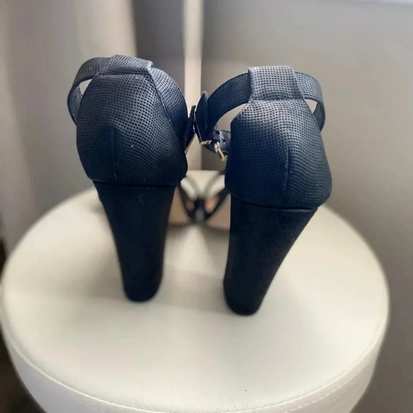 Call It Spring Black Block Heel Sandals  Size 9 Ankle Strap Textured Dress Shoe - Picture 7 of 9